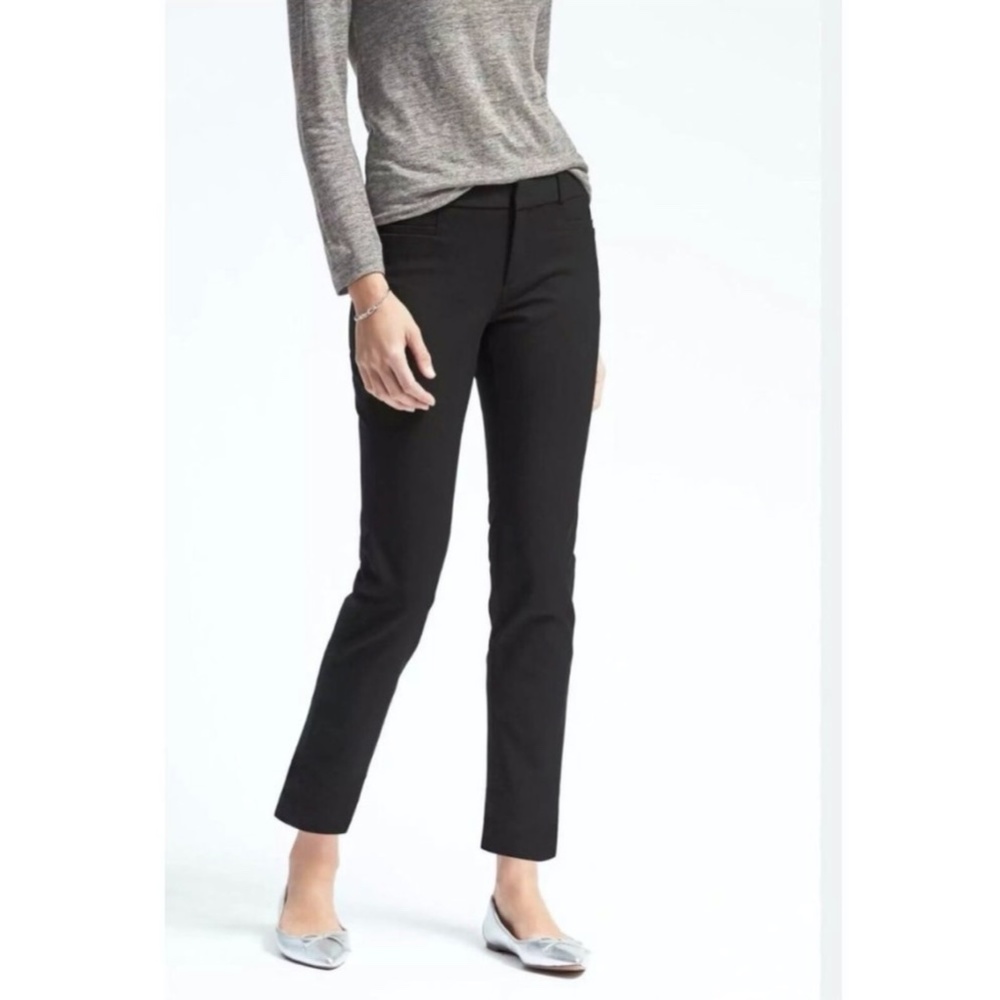 Banana Republic Sloan Fit Black Skinny Cropped Professional Pants Size 2